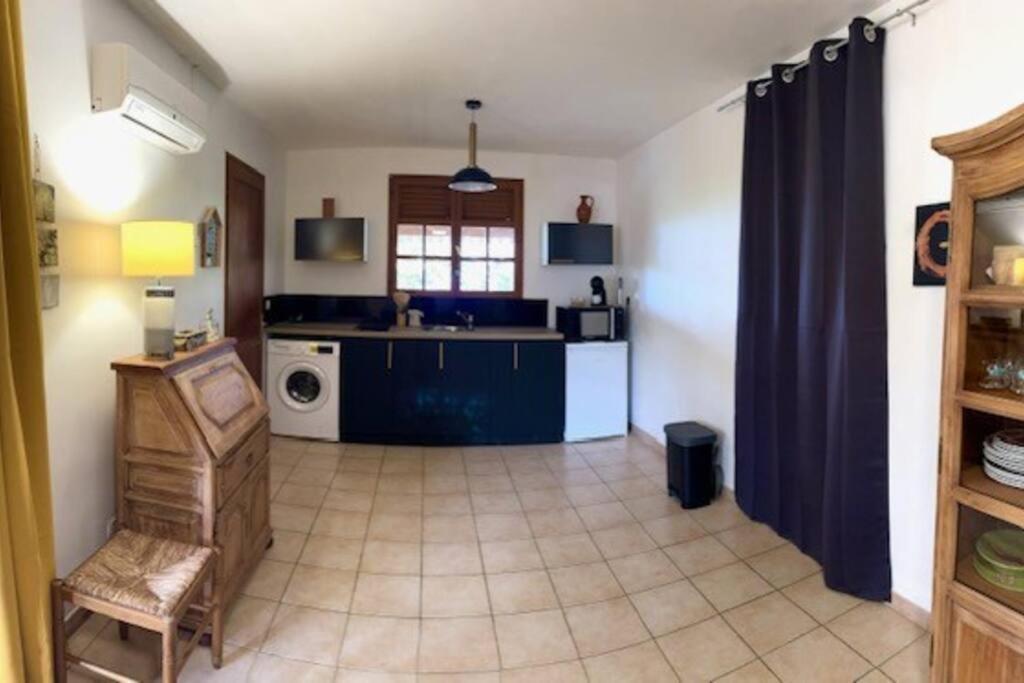 Ti Sucrier Jaune - Douceur Caraibe Vue Mer Le Carbet Extérieur photo