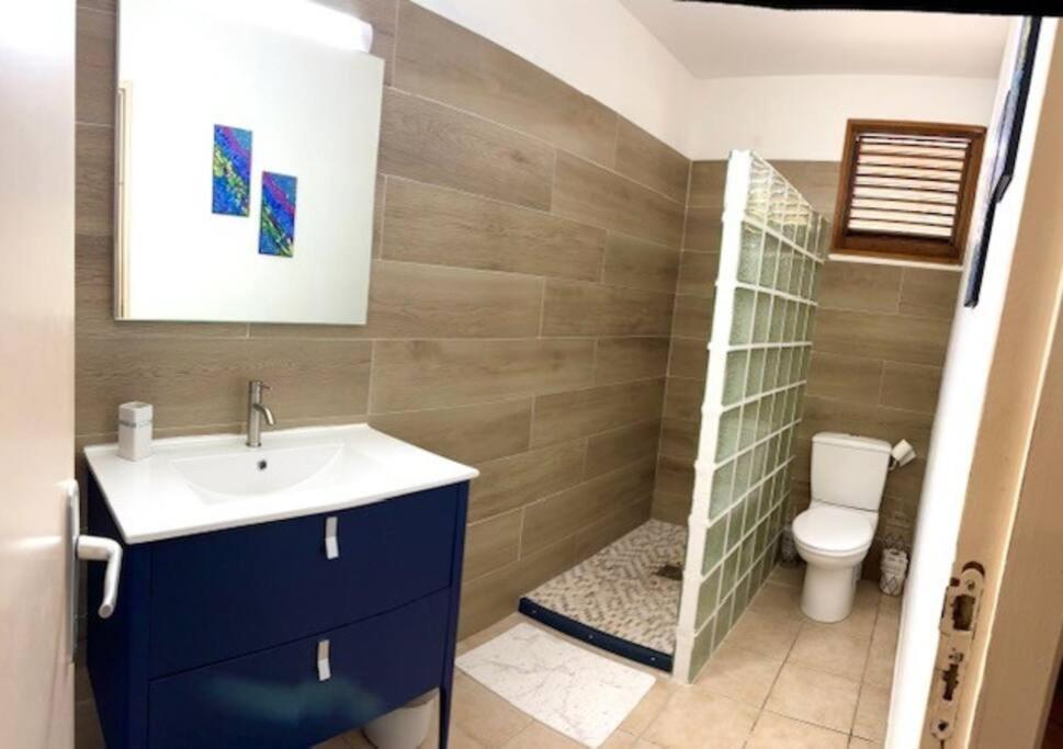 Ti Sucrier Jaune - Douceur Caraibe Vue Mer Le Carbet Extérieur photo